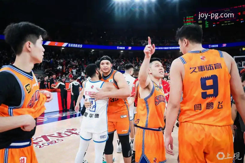 2026PG游戏安装教程 上海男篮十二连胜强势领跑:一场流畅攻防的技术性拆解与平台体验报告